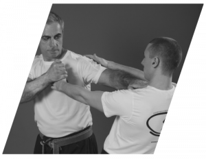 DÉTONA Self Défense - Dégagement d'étranglement